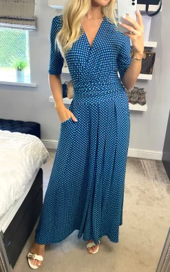 Brand new 🎉 JOLIE MOI Macara Viscose Maxi 👗 Dress, Blue Geo 🧨 -Alie Street Shop 2021 08 05 sasha jolliemoi 03 08 2021 12 08 06