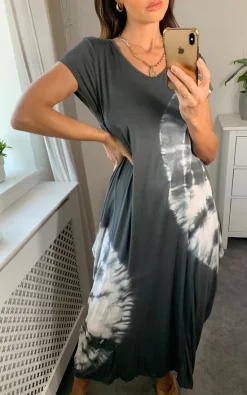 Flash Sale ❤️ HOXTON GAL Oversized Cap Sleeves Maxi 👗 Dress With White Print Details In Grey 😍 -Alie Street Shop 2022 06 17 Naomi HoxtonGal14