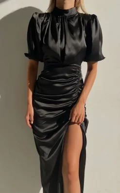 Brand new 🛒 KANDS LONDON Amanda Ruched Halter Maxi 👗 Dress In Black 🥰