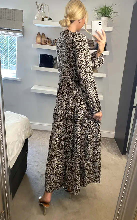 Coupon π€© Izabel London Camel Animal Print V Neck Smock π Dress β 6 Coupon π€© Izabel London Camel Animal Print V Neck Smock π Dress β - Image 4