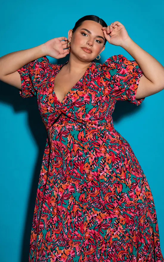 Best Sale π Lovedrobe Curve Abstract Maxi π Dress With Twist & Keyhole Detail 𧨠4 Best Sale π Lovedrobe Curve Abstract Maxi π Dress With Twist & Keyhole Detail 𧨠- Image 2