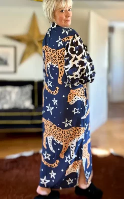 Deals 👏 Belle Modelle Astra Mixed Leopard Print Maxi/Full Length 👚 Shirt 👗 Dress In Navy ❤️ -Alie Street Shop SilkFred Astra Dress Back 1280 2048px