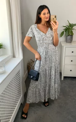 Promo β¨ Unique21 βοΈ Summer Casual π Dress V Neck Buttons Short Sleeve Maxi π Dress In White β