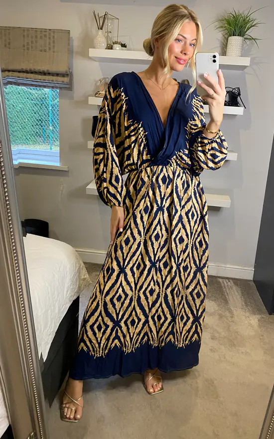 Wholesale π― Belle Love Italy Oversize Curve Penelope Ruffle Balloon Sleeve Shirred Maxi π Dress With Pockets In Navy Beige Geo Stripe π 4 Wholesale π― Belle Love Italy Oversize Curve Penelope Ruffle Balloon Sleeve Shirred Maxi π Dress With Pockets In Navy Beige Geo Stripe π - Image 2