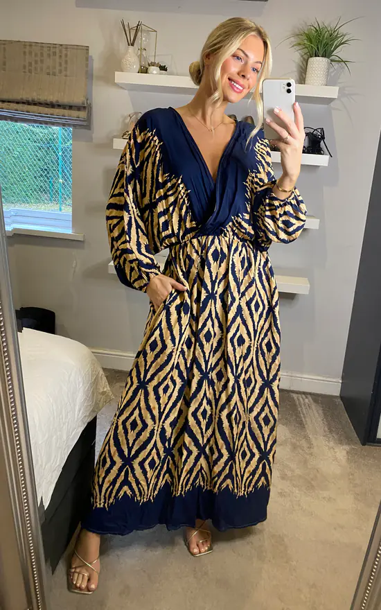 Wholesale π― Belle Love Italy Oversize Curve Penelope Ruffle Balloon Sleeve Shirred Maxi π Dress With Pockets In Navy Beige Geo Stripe π 5 Wholesale π― Belle Love Italy Oversize Curve Penelope Ruffle Balloon Sleeve Shirred Maxi π Dress With Pockets In Navy Beige Geo Stripe π - Image 3