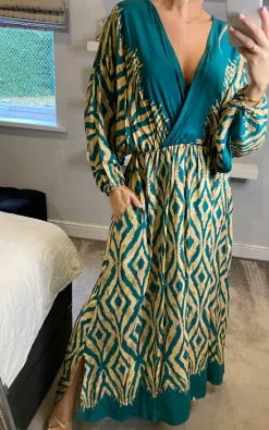 Best reviews of 🌟 Belle Love Italy Curve Penelope Ruffle Balloon Sleeve Shirred Maxi 👗 Dress With Pockets In Blue Beige Geo Stripe 🤩 -Alie Street Shop belleloves sasha 06.10.2299
