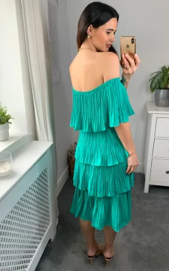 Deals 😉 HOXTON GAL Off Shoulder Pleated Oversized Layered 👗 Dress In Emerald Green ⌛ -Alie Street Shop hoxtongal naomi 27.06.222
