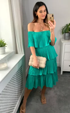 Deals 😉 HOXTON GAL Off Shoulder Pleated Oversized Layered 👗 Dress In Emerald Green ⌛ -Alie Street Shop hoxtongal naomi 27.06.229