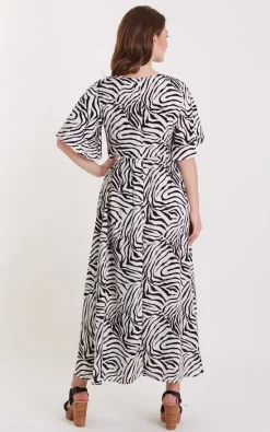 Cheap 🎁 Dolly And Dotty Work From Home Wfm Oversized Comfy Relaxed Day 👗 Dress Black & White Zebra Print 🧨 -Alie Street Shop unnamed file 1569