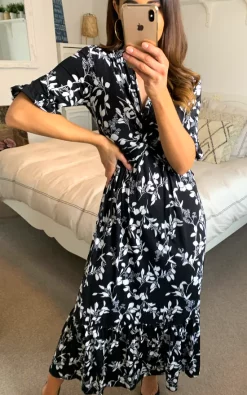 Flash Sale 🧨 Jolie Moi Paola Tiered Midi 👗 Dress, Black White 👏 -Alie Street Shop unnamed file 1585