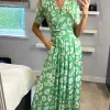 Brand new 😀 Jolie Moi Freya Floral Print Maxi 👗 Dress, Green Floral 🤩 -Alie Street Shop unnamed file 237