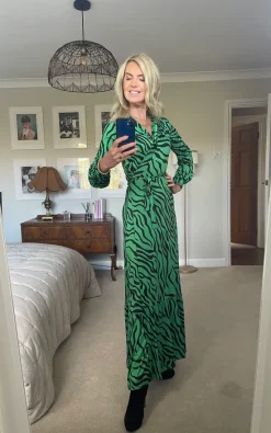 Budget 😍 The 👗 Dress Cellar Deep Frill Maxi Wrap 👗 Dress In Green Zebra Print 🧨 -Alie Street Shop unnamed file 2611