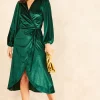 Top 10 🎁 Chekani Curved Hem Long Sleeve Midi Wrap 👗 Dress In Green Velvet | Georgia 🔔 -Alie Street Shop unnamed file 2751