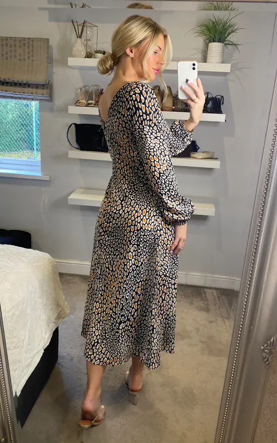 Outlet βοΈ D.Anna Long Sleeves V Neck Leopard Maxi π Dress With Frill Detail In Multicolour π― 6 Outlet βοΈ D.Anna Long Sleeves V Neck Leopard Maxi π Dress With Frill Detail In Multicolour π― - Image 4