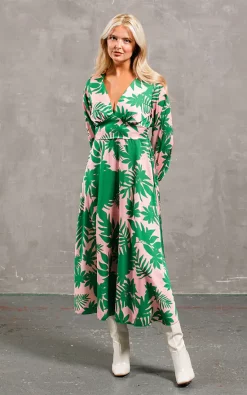 Best deal 🌟 Needs No Label Green Floral Satin Maxi 👗 Dress 😀