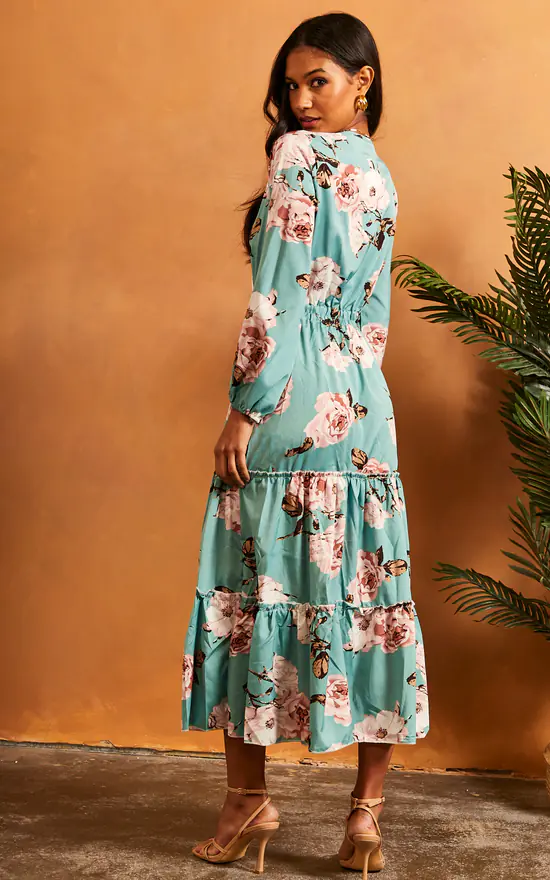Promo π Bella And Blue V Neck Floral Long Sleeve π Dress In Green 𧨠6 Promo π Bella And Blue V Neck Floral Long Sleeve π Dress In Green 𧨠- Image 4