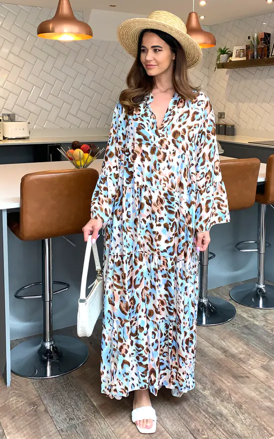 New π Blue Vanilla Millie Leopard Print Tiered Maxi π Dress π 3 New π Blue Vanilla Millie Leopard Print Tiered Maxi π Dress π