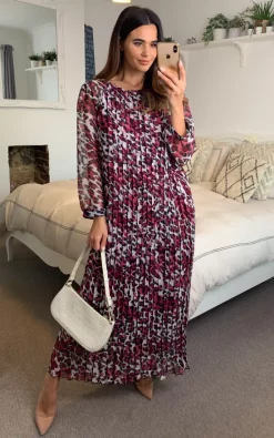 Hot Sale 🎁 CY Boutique Full Length Pleated Maxi 👗 Dress With Long Sleeves In Red Leopard Print 🥰 -Alie Street Shop unnamed file 3581