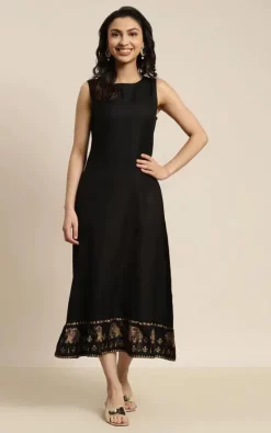 Top 10 π Nesavaali Black Foil Print π Dress π₯°